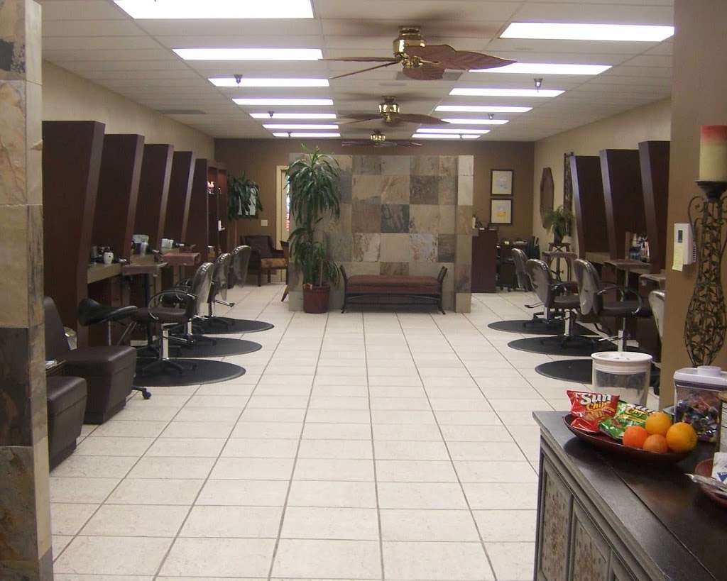 Friends Salon | 32382 Del Obispo St, San Juan Capistrano, CA 92675, USA | Phone: (949) 495-4947