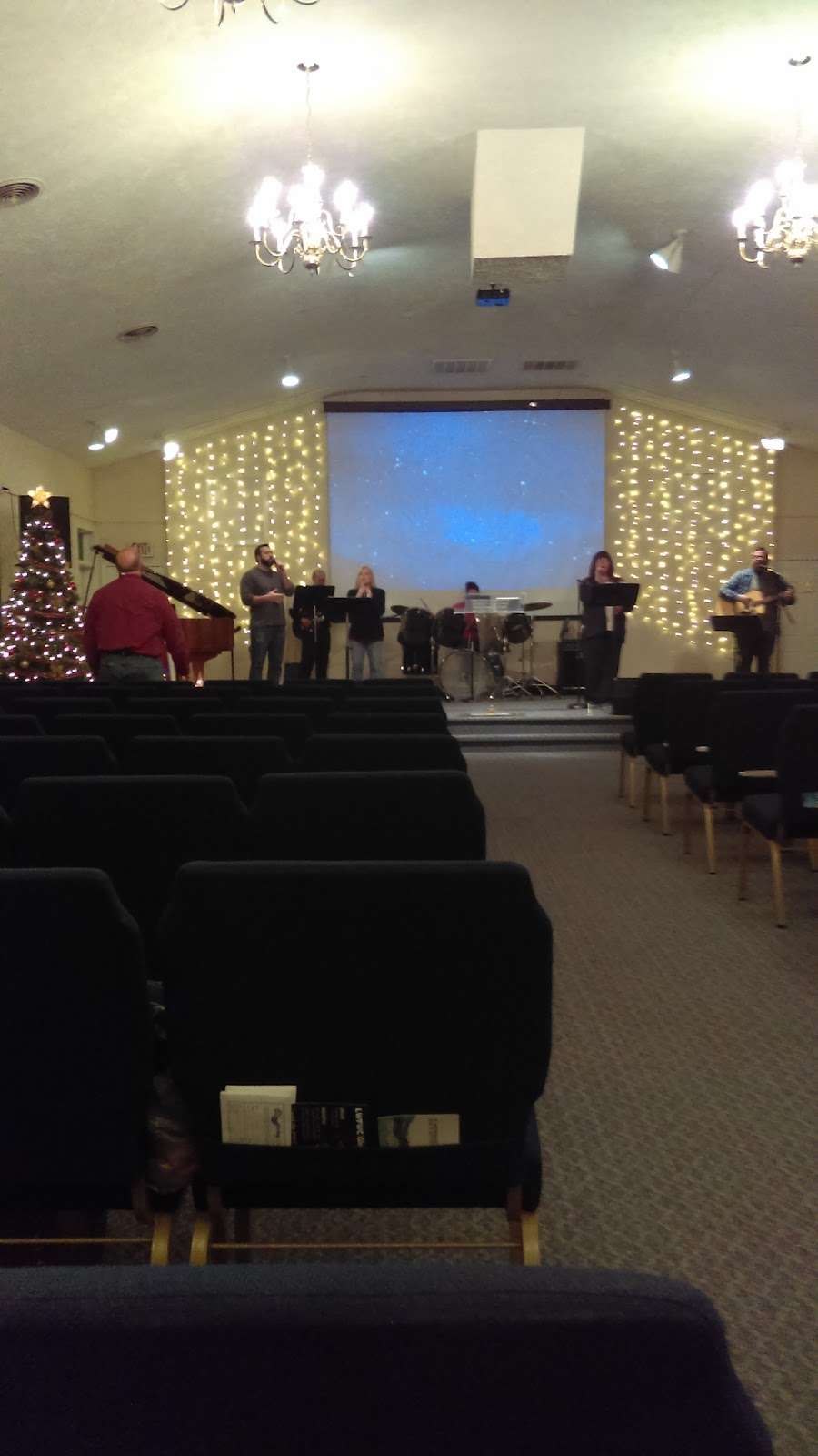 Living Waters Family Worship Center | 263 State Cir, Martinsburg, WV 25401, USA | Phone: (304) 267-5508