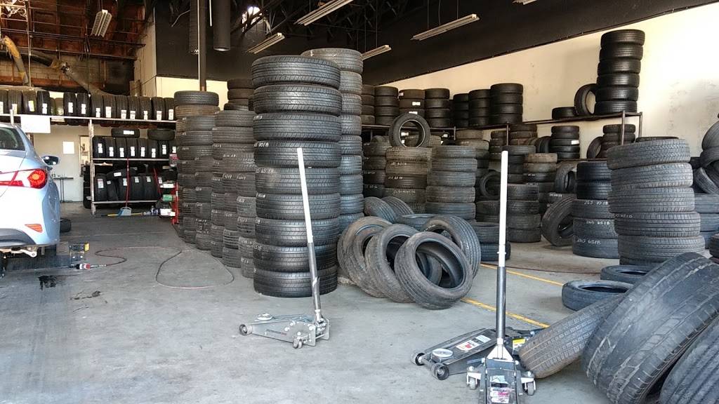 El Kora Tires | 9215 Orco Pkwy #D, Riverside, CA 92509, USA | Phone: (951) 934-3434