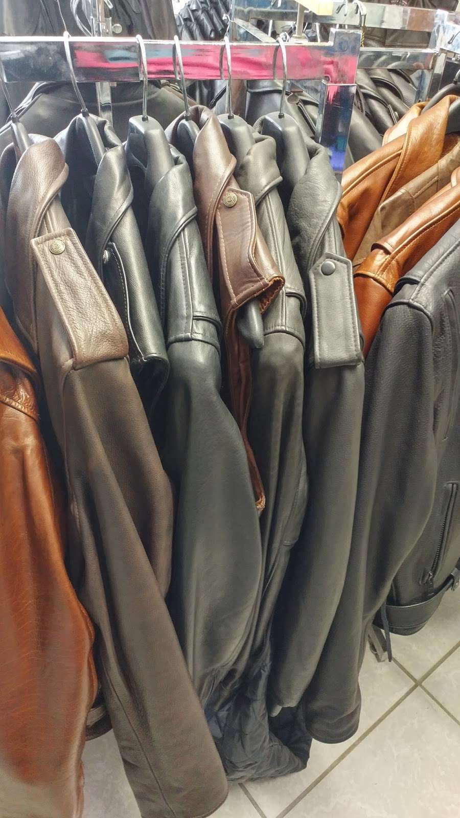 Hillside USA Leather | 4107 S Orange Blossom Trail, Kissimmee, FL 34746, USA | Phone: (800) 926-2290