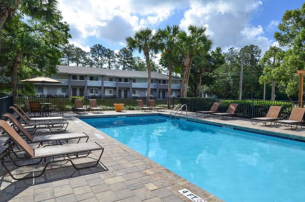 Serotina Lakes Apartments | 4295 Sunbeam Rd, Jacksonville, FL 32257, USA | Phone: (904) 379-5539