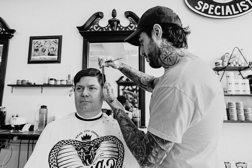 Ollies Barbershop | 4218, 616 E Kentucky Ave, Denver, CO 80209, USA | Phone: (720) 675-8265