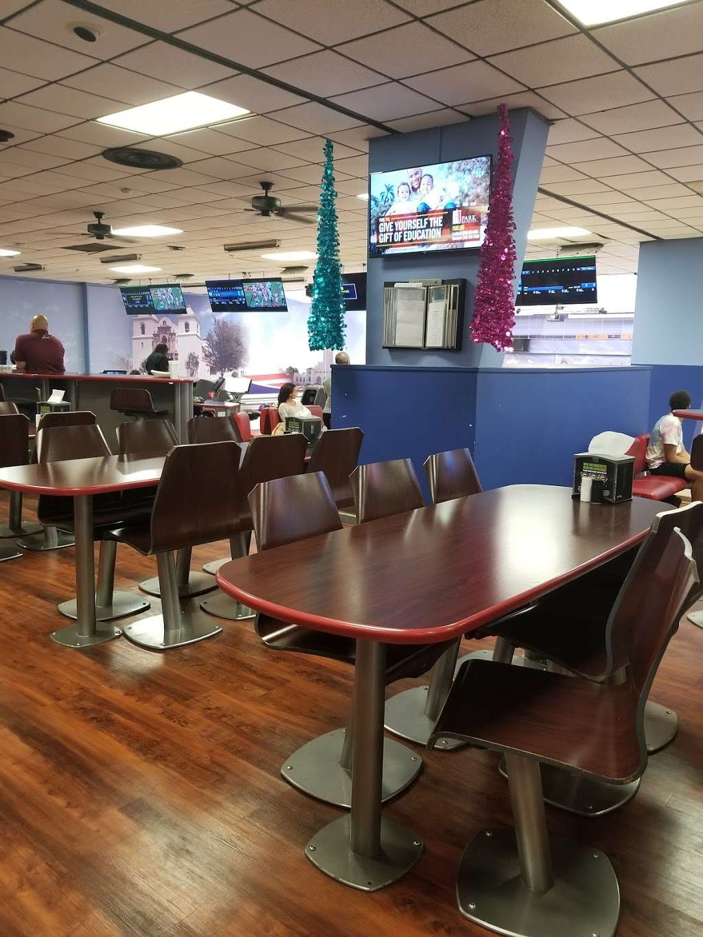 Randolph Bowling Center | 870, H St W, Universal City, TX 78148 | Phone: (210) 652-6271