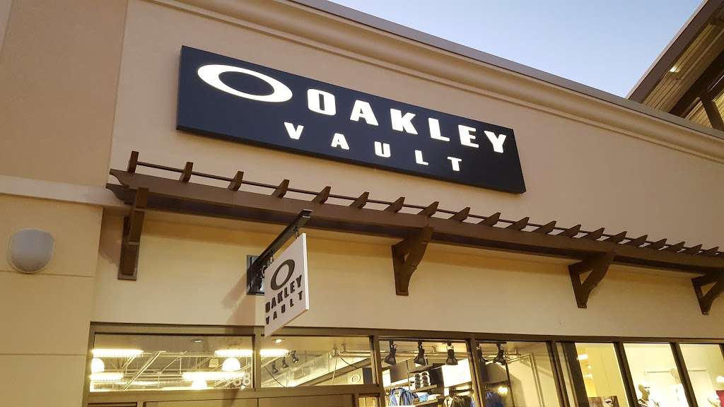 Oakley Vault | 5512 New Fashion Way Ste 988, Charlotte, NC 28278, USA | Phone: (704) 588-1098