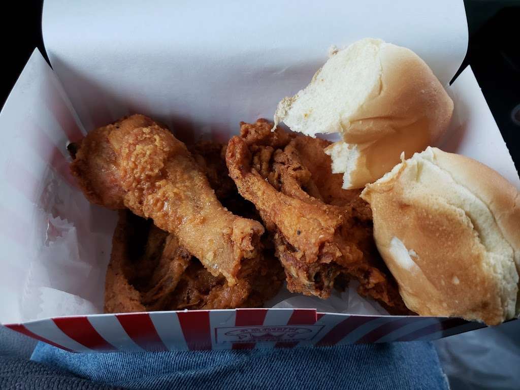 Crown Fried Chicken | 828 South N Washington Ave, Scranton, PA 18505 | Phone: (570) 341-5566