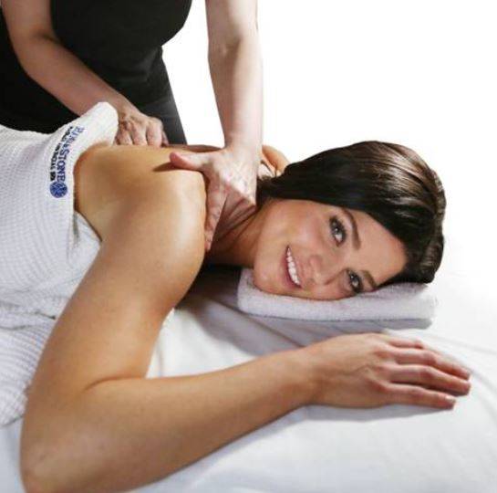 Hand & Stone Massage and Facial Spa | 14500 W Colfax Ave #139b, Lakewood, CO 80401, USA | Phone: (303) 747-6871
