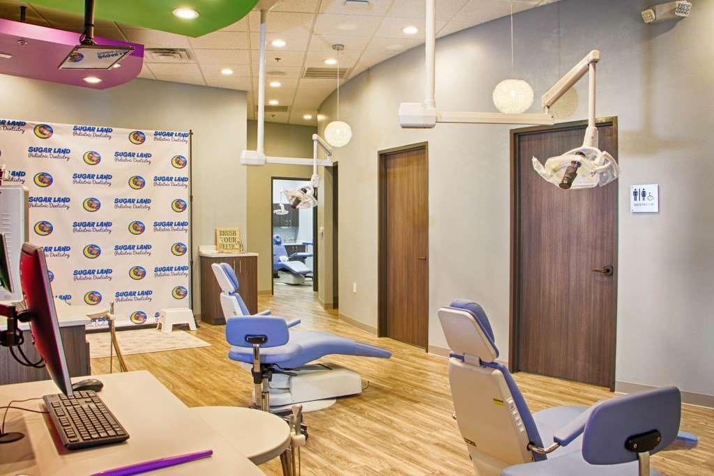 Sugar Land Pediatric Dentistry | 13440 University Blvd #120, Sugar Land, TX 77479, USA | Phone: (281) 207-9545