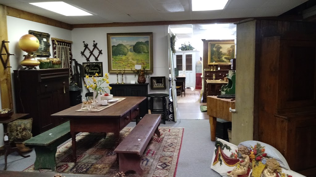 Goods Antiques | 3066 Main St, East Troy, WI 53120, USA | Phone: (262) 720-1416