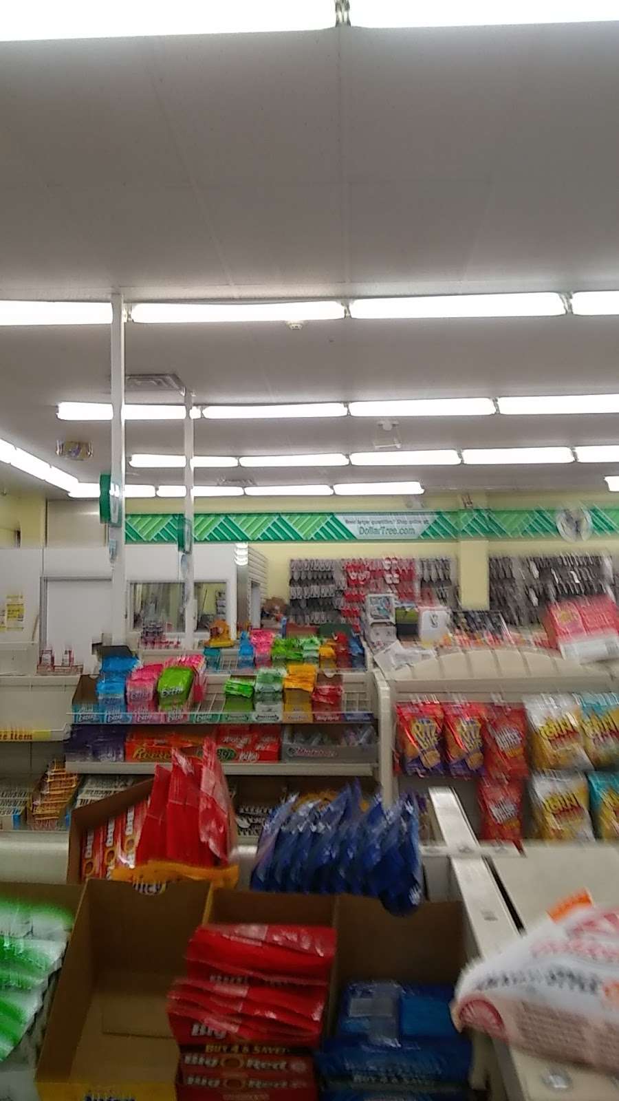 Dollar Tree | 401 Broadway, Gloucester City, NJ 08030 | Phone: (856) 456-0283