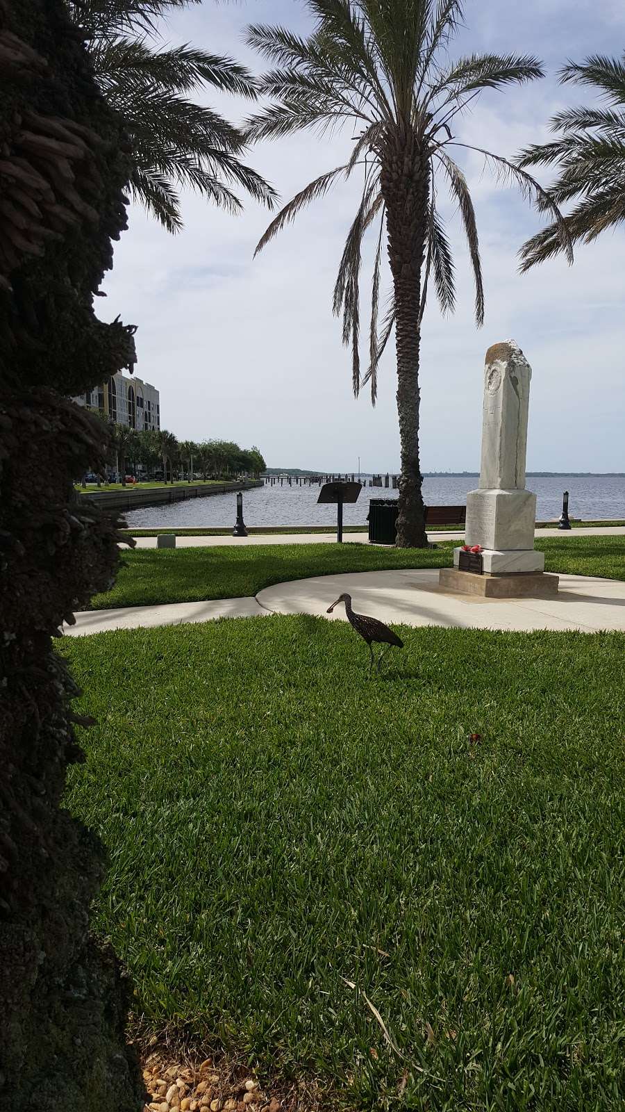 Sanford Riverwalk | E Seminole Blvd, Sanford, FL 32771, USA | Phone: (407) 328-0018