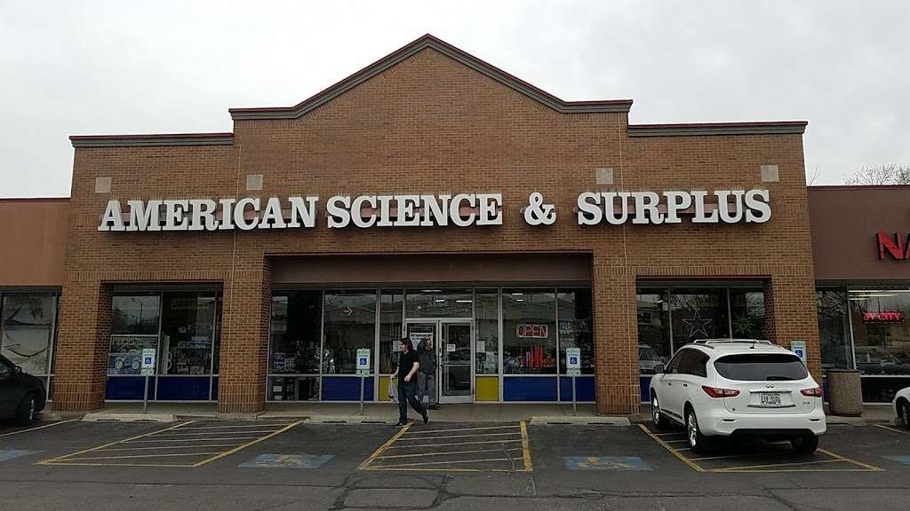 American Science & Surplus | 5316 N Milwaukee Ave, Chicago, IL 60630, USA | Phone: (773) 763-0313