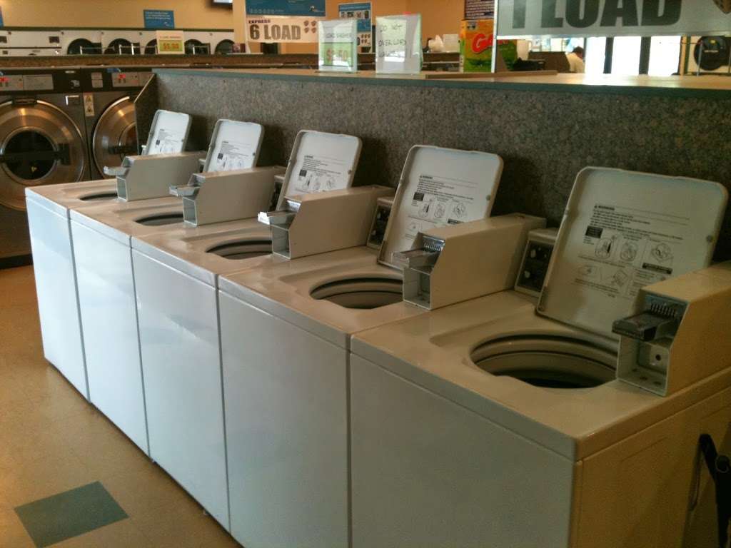 My Family Laundry | 106 W Rollins Rd, Round Lake Beach, IL 60073, USA | Phone: (847) 201-1129