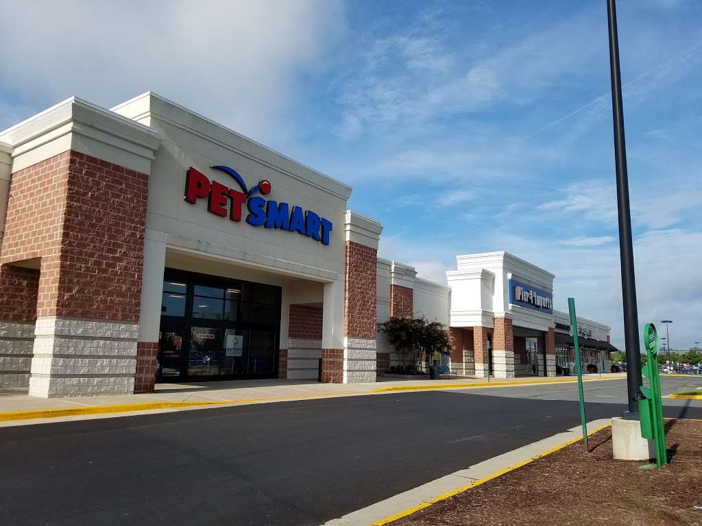 PetSmart | 13241 Gateway Center Dr, Gainesville, VA 20155 | Phone: (571) 248-4300