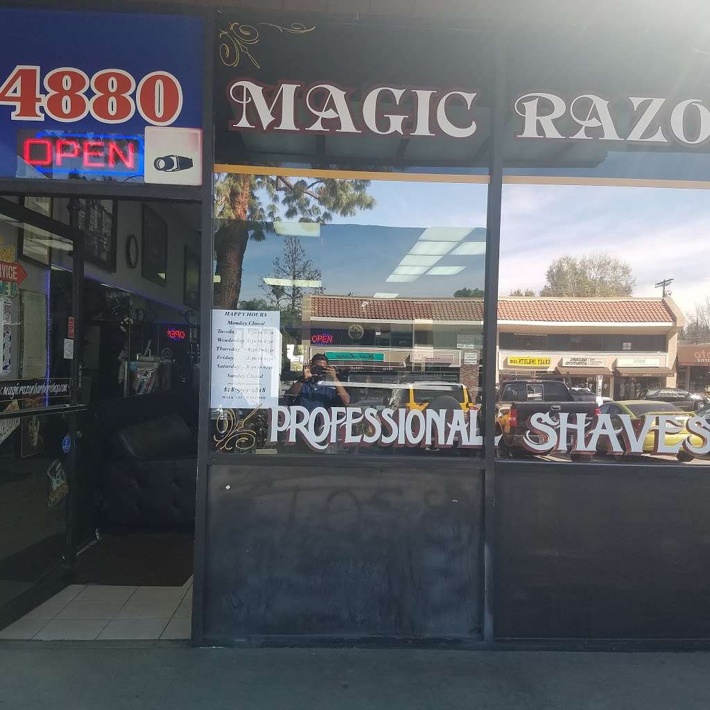 Magic Razor Barber Shop | 4880 Topanga Canyon Blvd, Woodland Hills, CA 91364, USA | Phone: (818) 999-2818