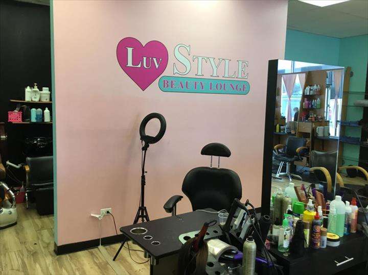 LuvStyle Beauty Lounge | 2935 W 159th St, Markham, IL 60428 | Phone: (708) 566-4955