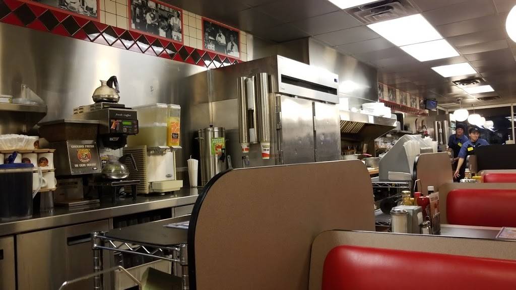 Waffle House | 3610 Madison Pike, Edgewood, KY 41017, USA | Phone: (859) 331-2237