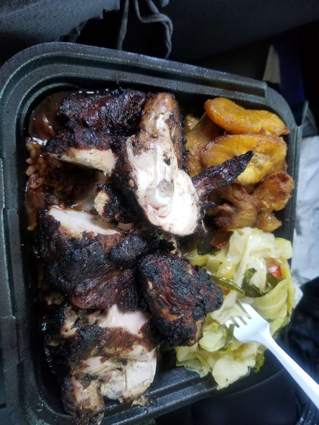 Caribbean Jerk Palace | 3792 W 79th St, Chicago, IL 60652, USA | Phone: (773) 498-9723