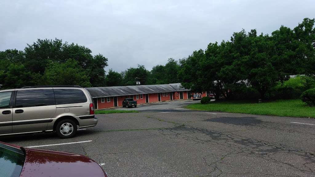 Fountain Motel | 1031 US-22, Lebanon, NJ 08833, USA | Phone: (908) 236-6322