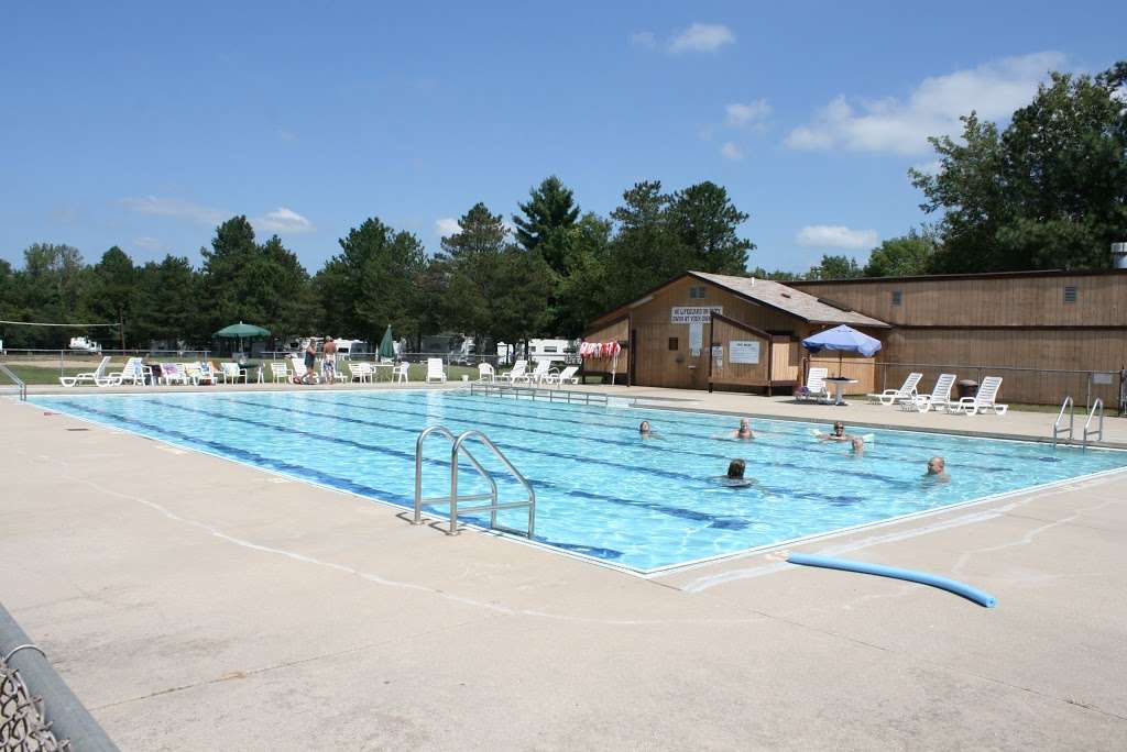 Pine Country RV & Camping Resort | 5710 Shattuck Rd, Belvidere, IL 61008, USA | Phone: (815) 547-5517