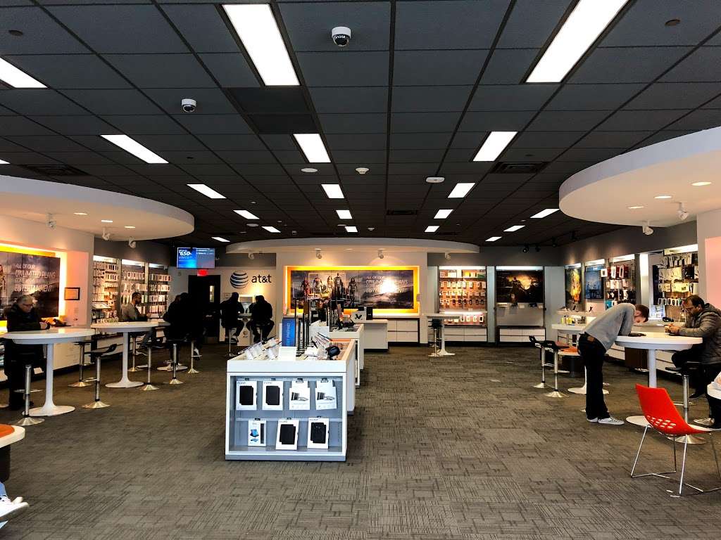 AT&T Store | 767 Shoppes Blvd, North Brunswick Township, NJ 08902, USA | Phone: (732) 247-2233