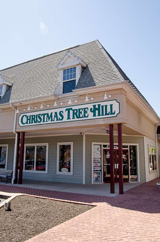 Christmas Tree Hill at Gettysburg Village | 1863 Gettysburg Village Dr, Gettysburg, PA 17325 | Phone: (717) 338-1292