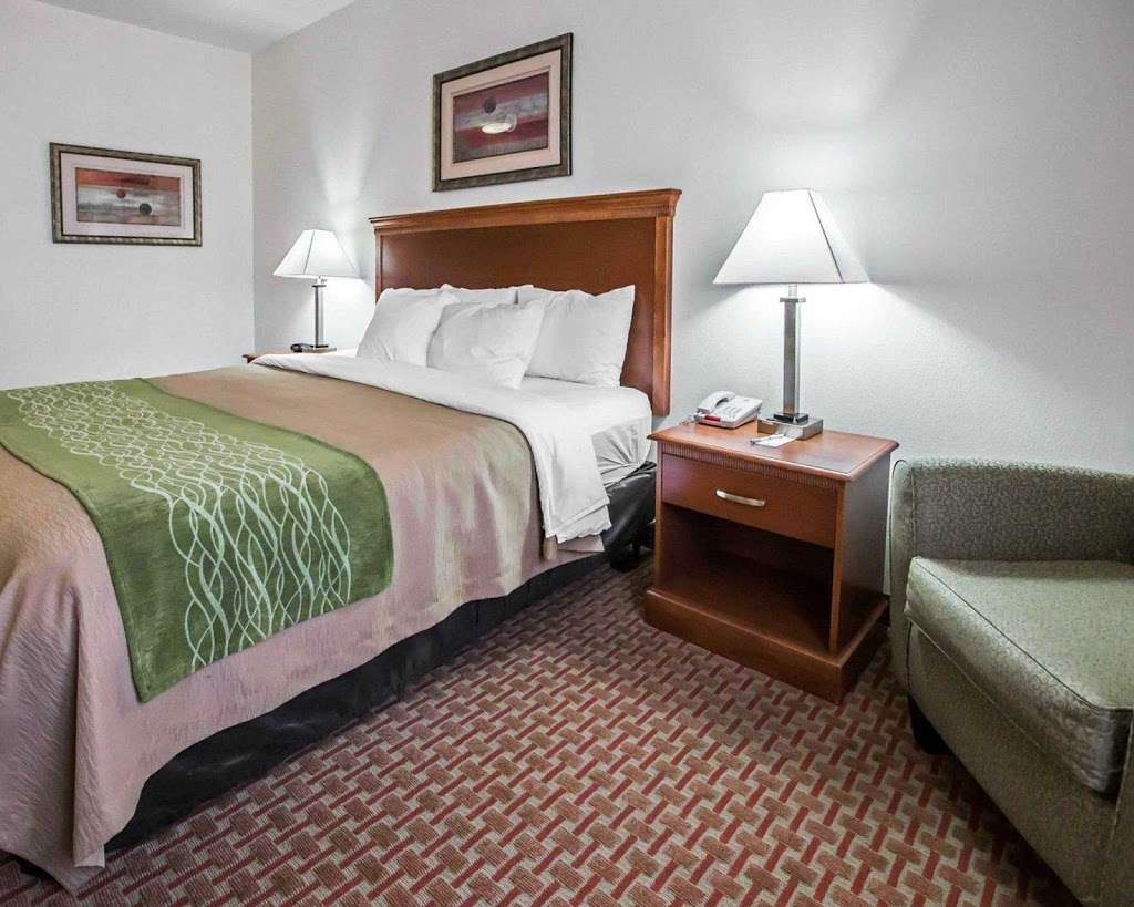 Comfort Inn | 3550 E 181st Ave, Hebron, IN 46341, USA | Phone: (219) 690-1619