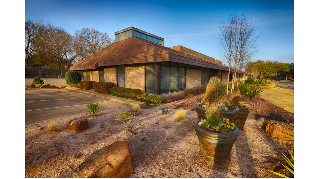 Stephen Ratcliff Family & Cosmetic Dentistry | 909 W Mitchell St, Arlington, TX 76013, USA | Phone: (817) 274-7875