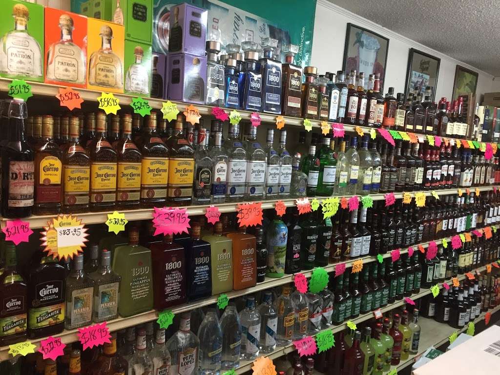 Brads Liquor, Convenience & Fireworks Store | 1140 State Hwy 55 E, Clover, SC 29710 | Phone: (803) 222-7575