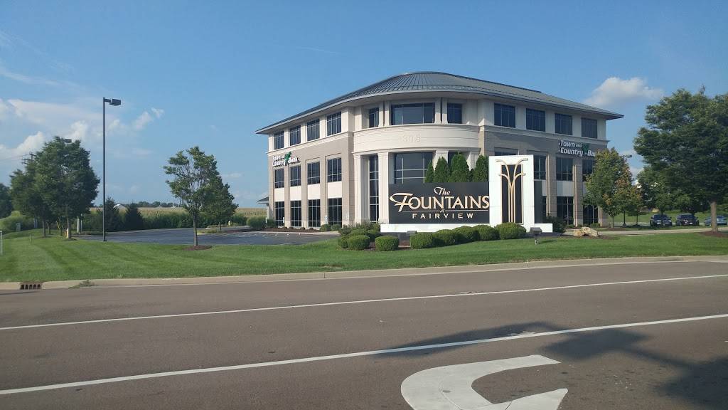 Town and Country Bank | 303 Fountains Pkwy, Fairview Heights, IL 62208, USA | Phone: (618) 624-7375