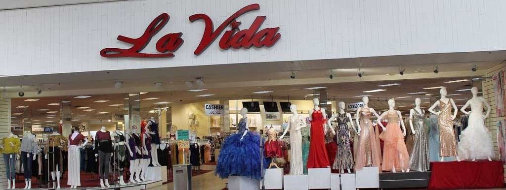 La Vida Fashion | 3751 Irving Mall, Irving, TX 75062, USA | Phone: (972) 255-5100