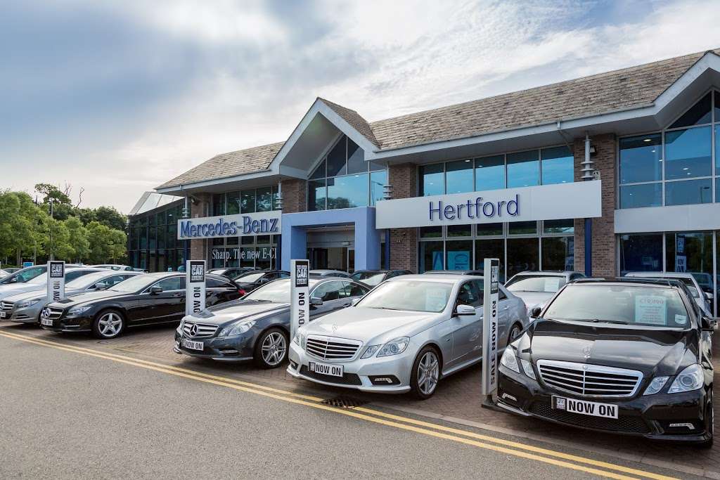 Mercedes-Benz and smart of Hertford | Foxholes Business Park John, John Tate Rd, Hertford SG13 7LB, UK | Phone: 01992 726229