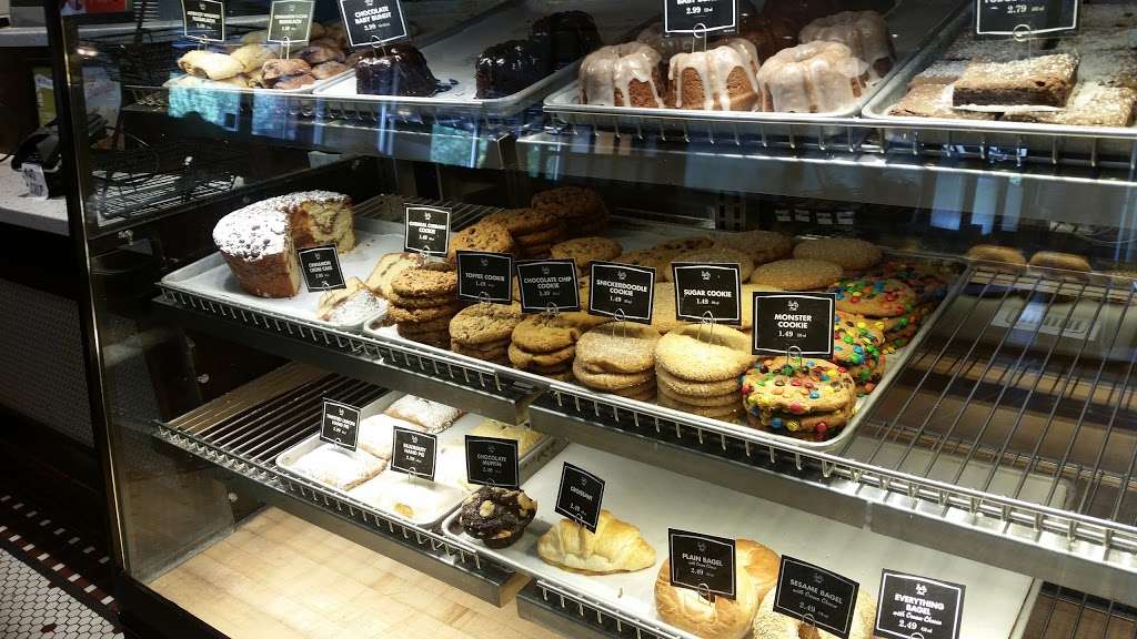 Corner Bakery Cafe | 823 Goucher Blvd, Towson, MD 21286 | Phone: (443) 279-7377