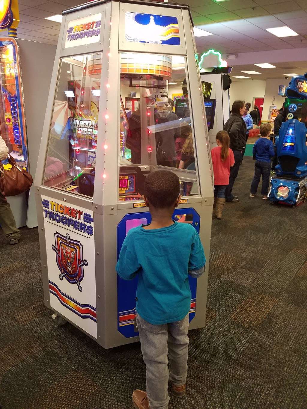 Chuck E. Cheeses | 8804 US-31, Indianapolis, IN 46227 | Phone: (317) 887-0646