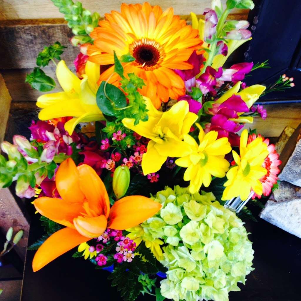 Red Bridge Floral and Marketplace | 1804 W Main St, Locust, NC 28001, USA | Phone: (980) 354-8012