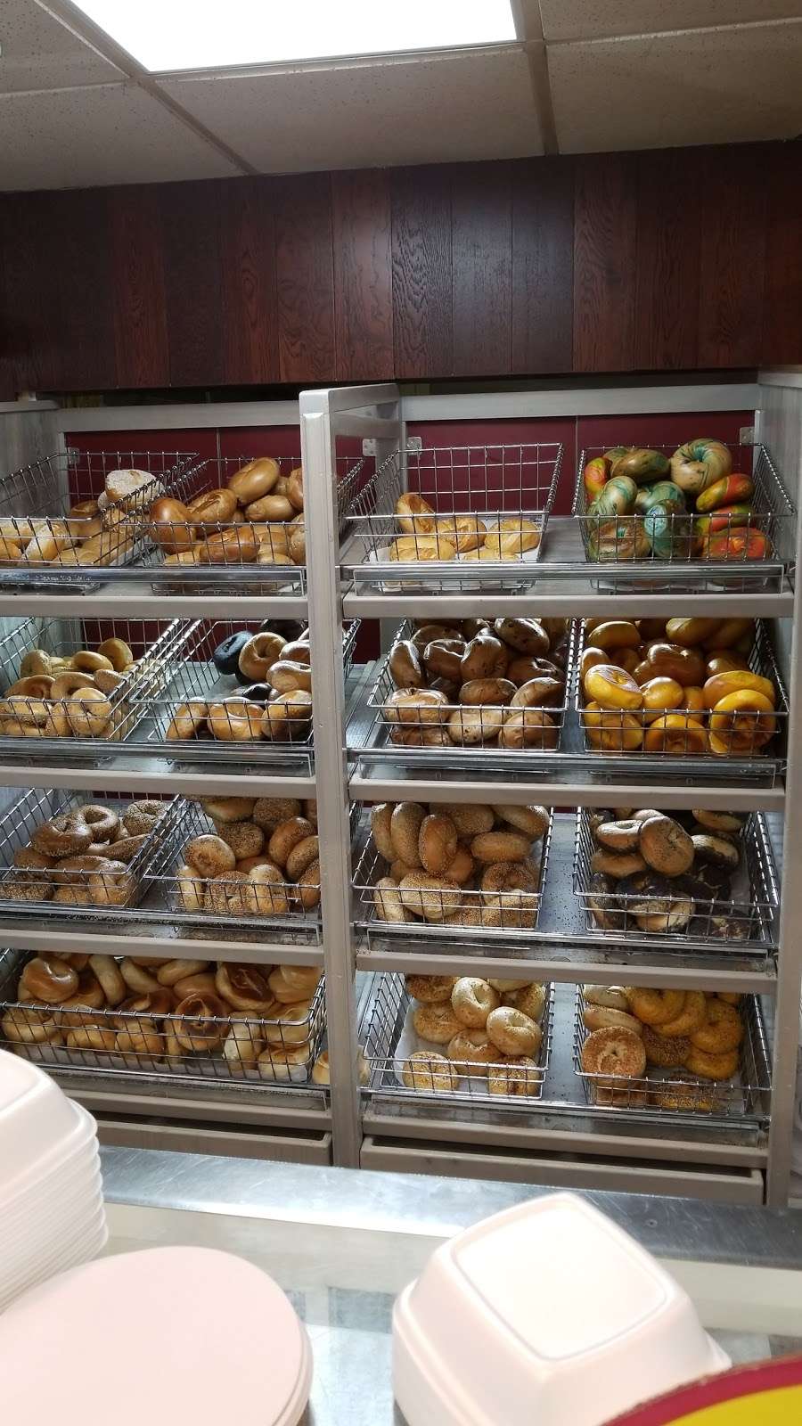 Tottenville Bagels Inc | 6959 Amboy Rd, Staten Island, NY 10309 | Phone: (718) 984-7052