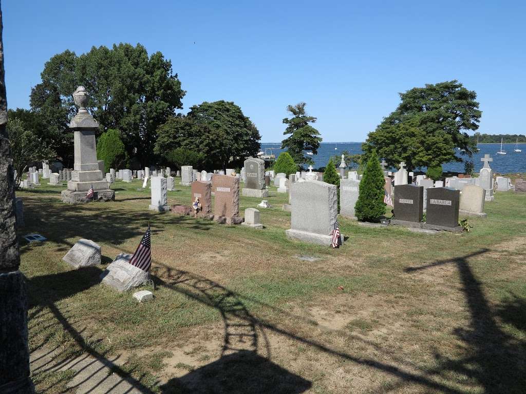 Pelham Cemetery | King Ave, Bronx, NY 10464, USA | Phone: (718) 885-3036
