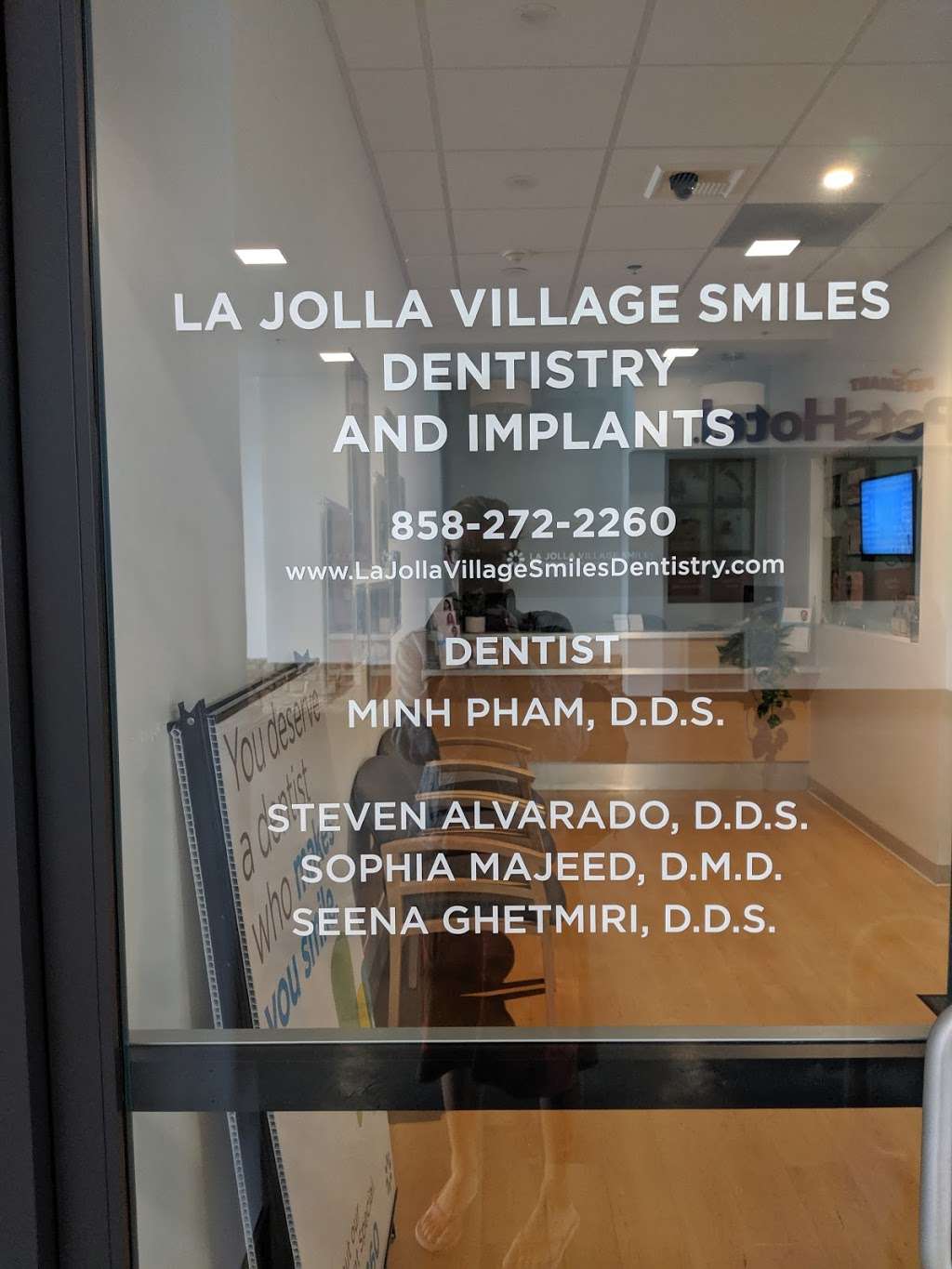 La Jolla Village Smiles Dentistry and Implants | 8657 Villa La Jolla Dr Ste 211, La Jolla, CA 92037 | Phone: (858) 272-2260