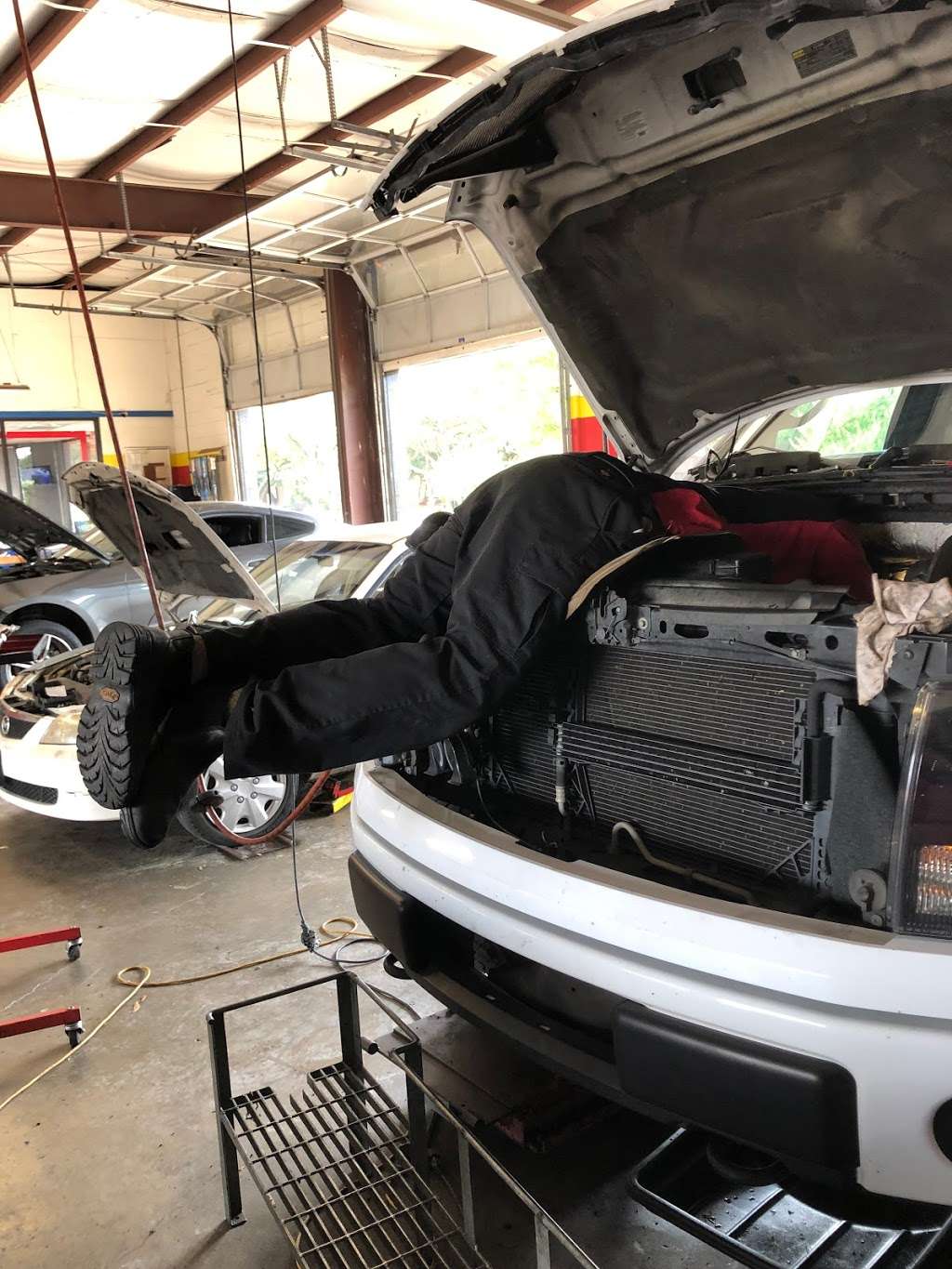 McDaniel Auto Care | 2343 S Kirkwood Rd, Houston, TX 77077, USA | Phone: (281) 497-7900