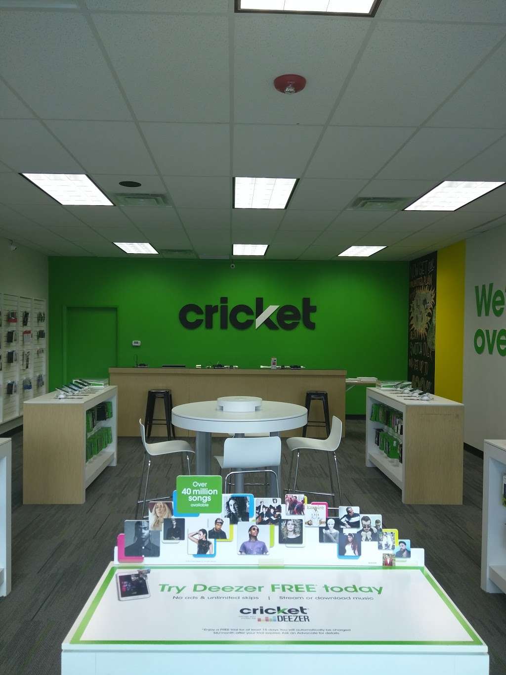 Cricket Wireless Authorized Retailer | 1654 N Semoran Blvd Ste 118, Orlando, FL 32807, USA | Phone: (407) 674-8409