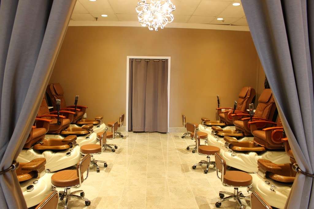 Revive Nail And Spa Woodbridge | 2231 Old Bridge Rd, Woodbridge, VA 22192, USA | Phone: (703) 492-9354