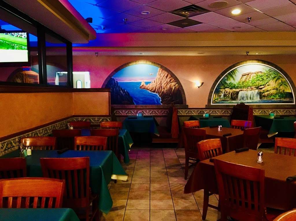 Javiers Mexican Restaurant | 1829 Waukegan Rd, Glenview, IL 60025, USA | Phone: (847) 834-0485