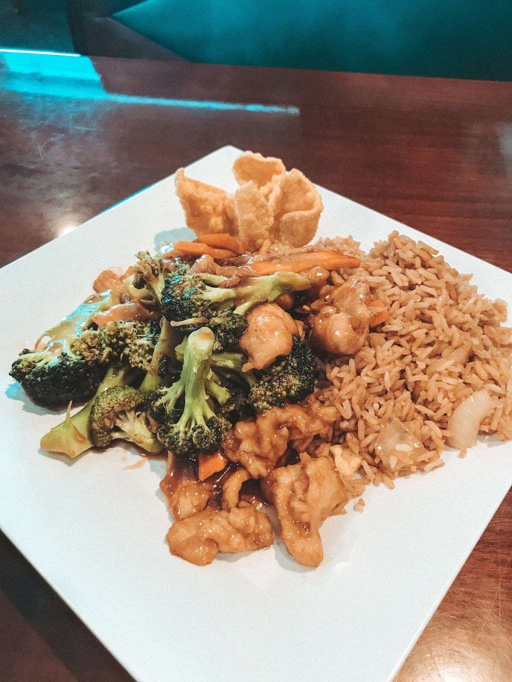 China Dragon | 529 E Red Bridge Rd, Kansas City, MO 64131, USA | Phone: (816) 941-8880