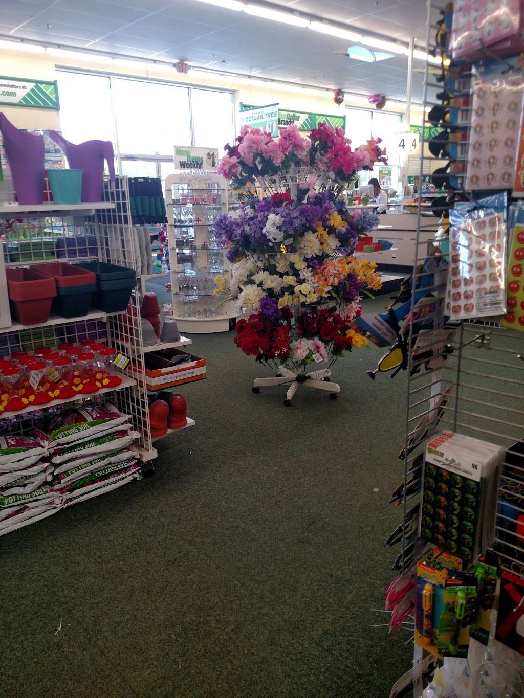 Dollar Tree | 213 Washington St, Hudson, MA 01749, USA | Phone: (978) 310-8004