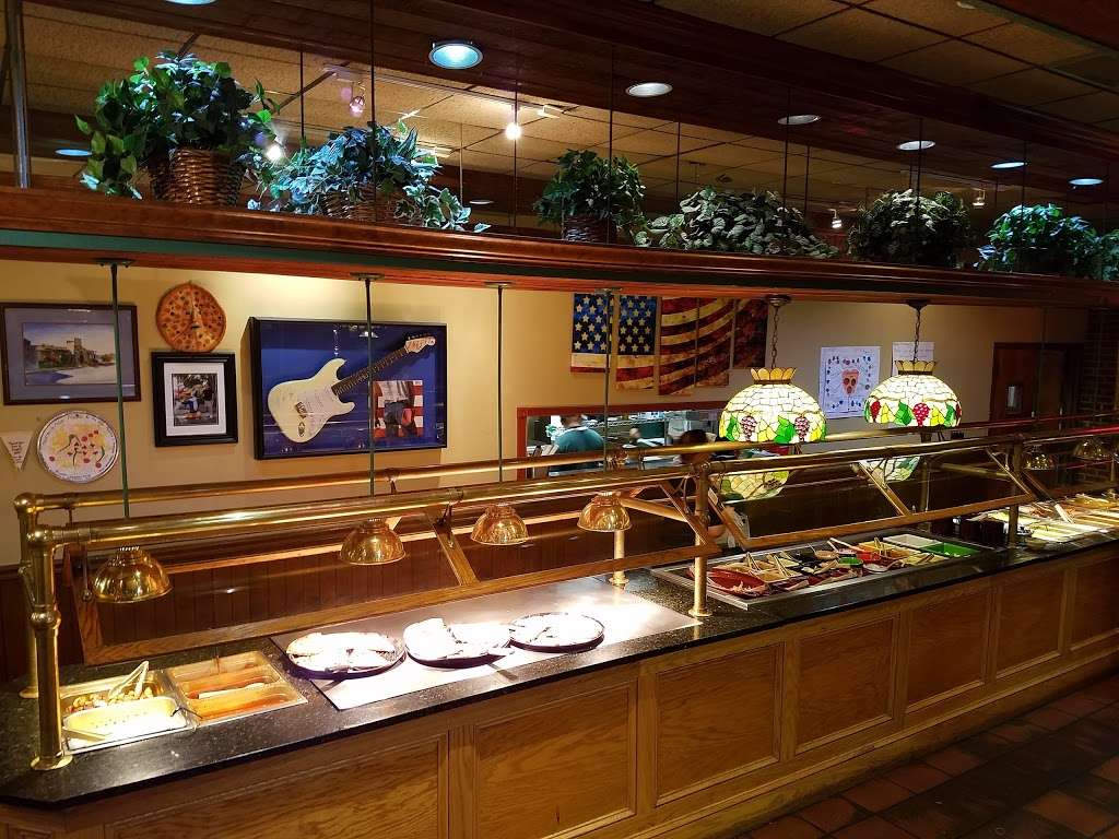 Magills Famous Pizza and Buffet | 7201 Little River Turnpike, Annandale, VA 22003, USA | Phone: (703) 750-3344