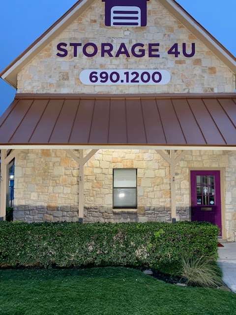 Storage 4U | 5950 Eckhert Rd, San Antonio, TX 78240, USA | Phone: (210) 690-1200
