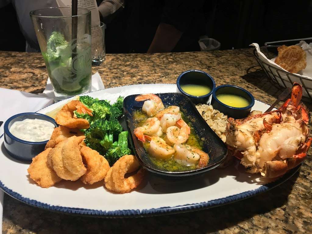 Red Lobster | 455 Gateway Dr, Brooklyn, NY 11239, USA | Phone: (718) 964-2057