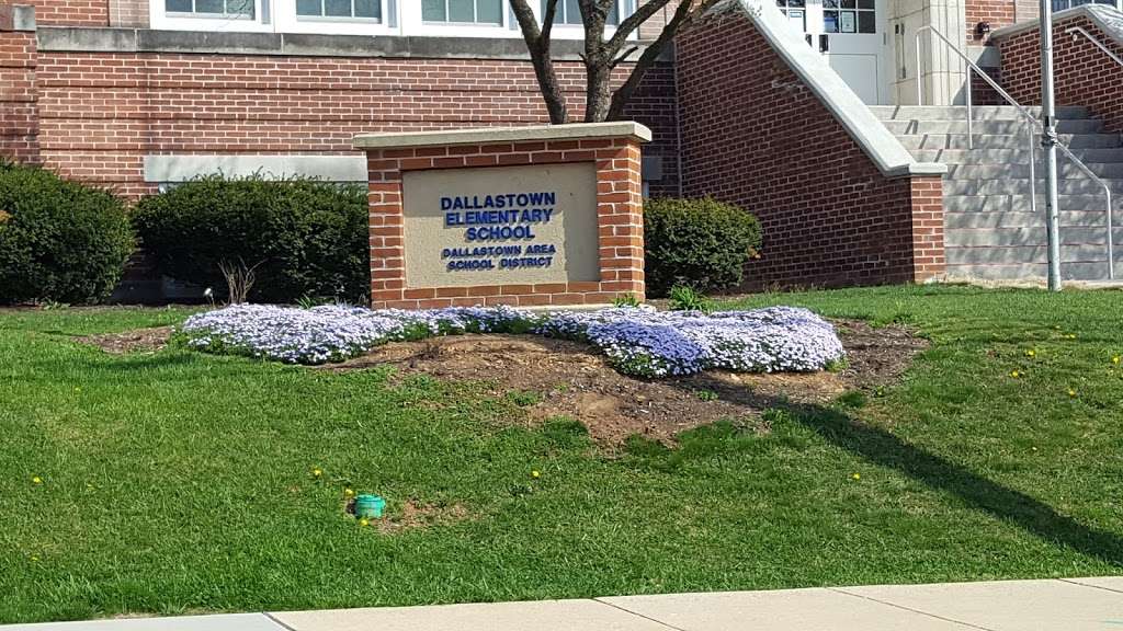 Dallastown Elementary School | 105 S Charles St, Dallastown, PA 17313, USA | Phone: (717) 244-3785