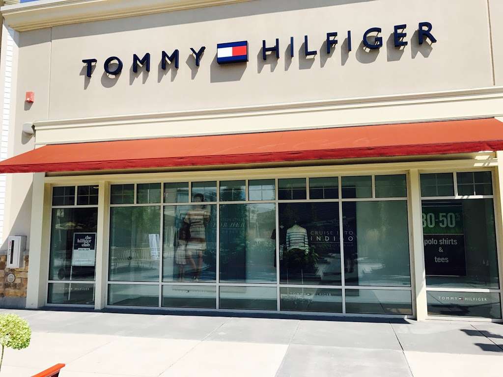 Tommy Hilfiger | 100 Premium Outlets Dr #760, Blackwood, NJ 08012, USA | Phone: (856) 221-8282