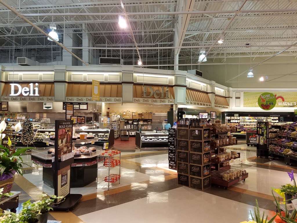 Harris Teeter | Weddington Corners Shopping Center, 13639 Providence Rd, Weddington, NC 28104, USA | Phone: (704) 847-5955