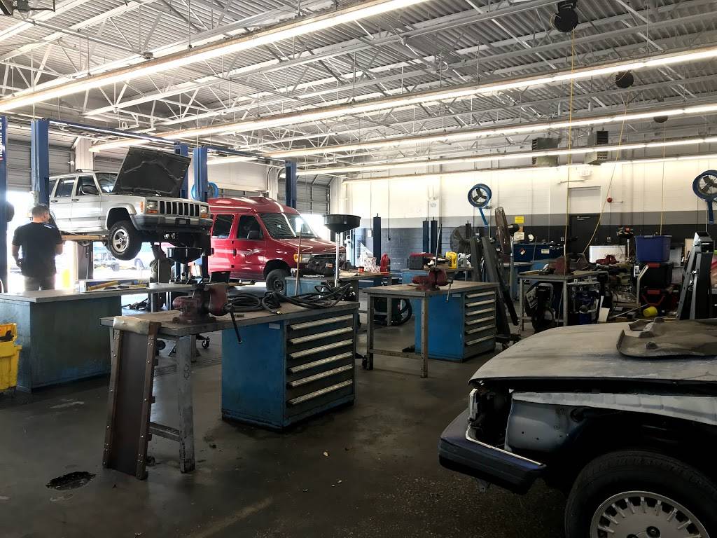 Auto Hobby Shop | 8223 Hangar Loop Dr Bldg 305, Tampa, FL 33621, USA | Phone: (813) 828-4553
